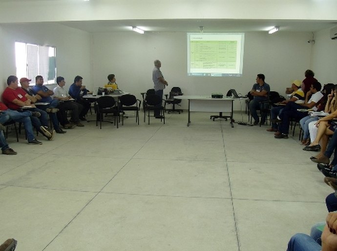 Diálogo e coletividade integram formação sobre agricultura familiar