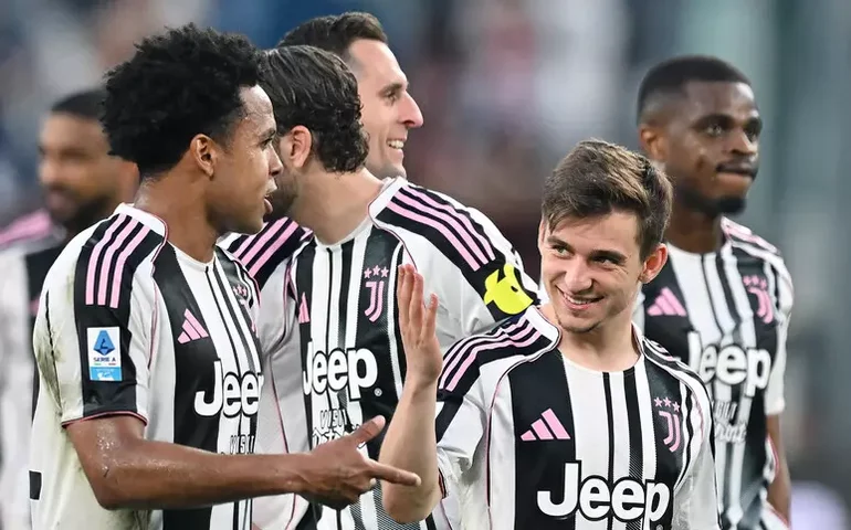 Juve bate Genoa em Turim e pressiona Como na tabela da Série A