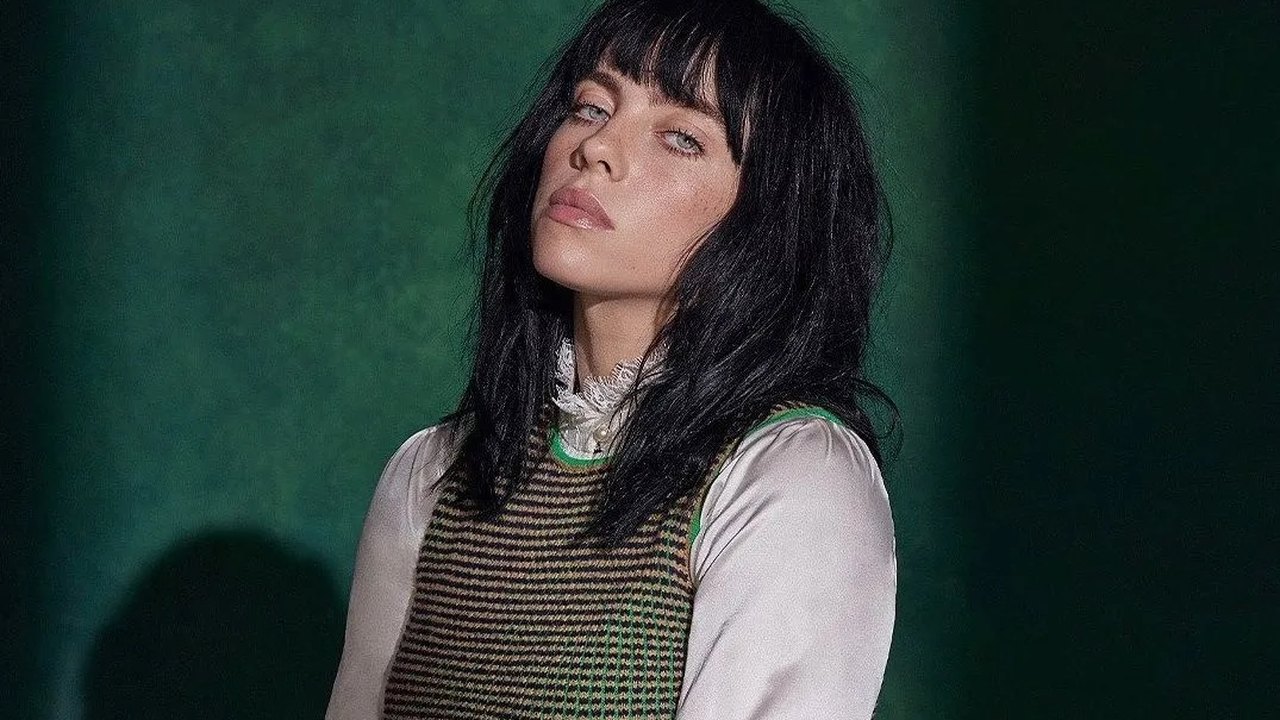 Billie Eilish está entre as atrações do Lolla Brasil