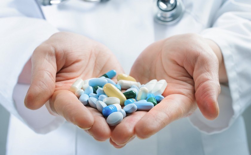 Receitas de medicamentos sujeitos a prescrição e de uso contínuo passam a ter prazo indeterminado durante pandemia