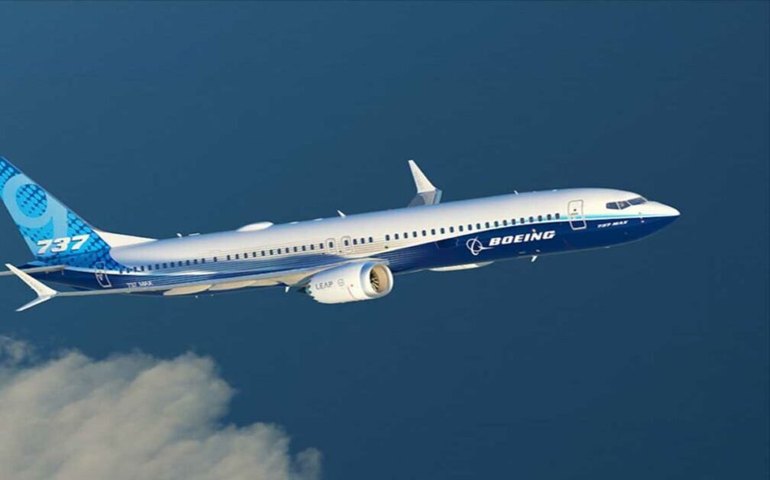 Boeing 747 tem falha no motor e faz pouso de emergência após decolar do aeroporto de Miami