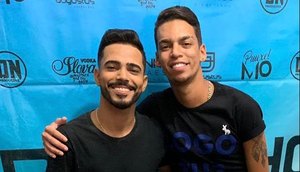 LUANZINHO E DEVINHO