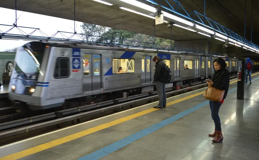 Linha 1-Azul do metrô ainda tem trecho sem operação por causa de estragos da chuva