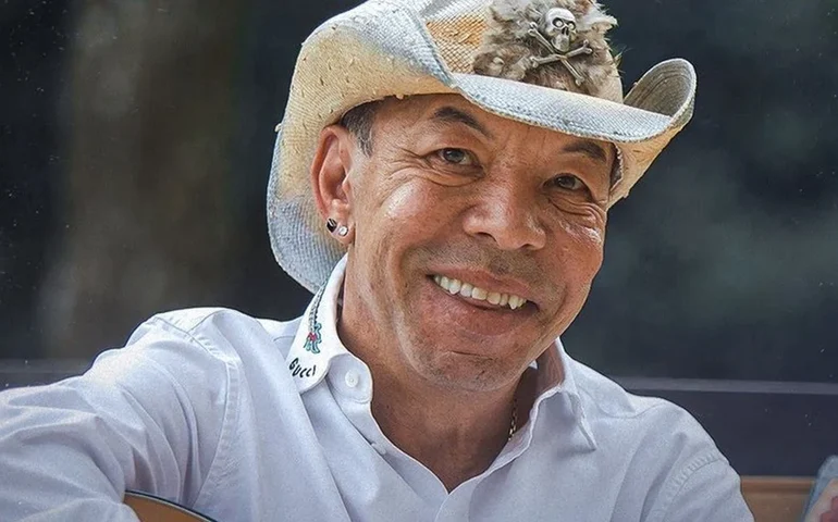 Morre em SP o cantor Chrystian, ex-dupla de Ralf, aos 67 anos