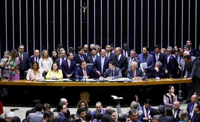 Deputados terminaram de votar os destaques que pretendiam alterar pontos da reforma