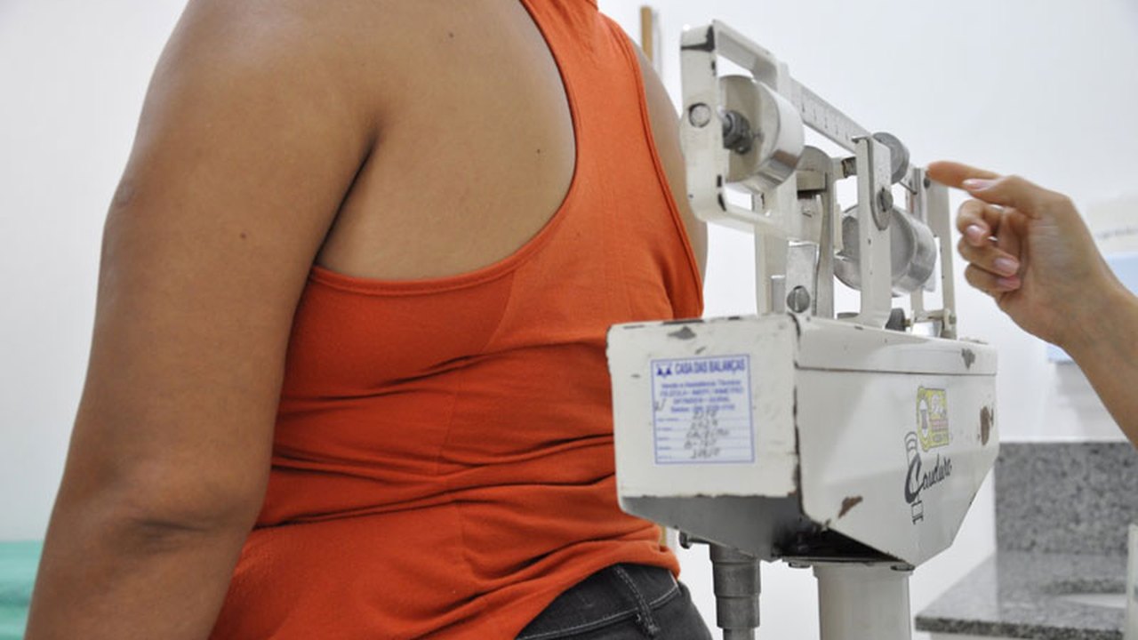Obesidade é o principal fator de risco para pacientes com menos de 60 anos