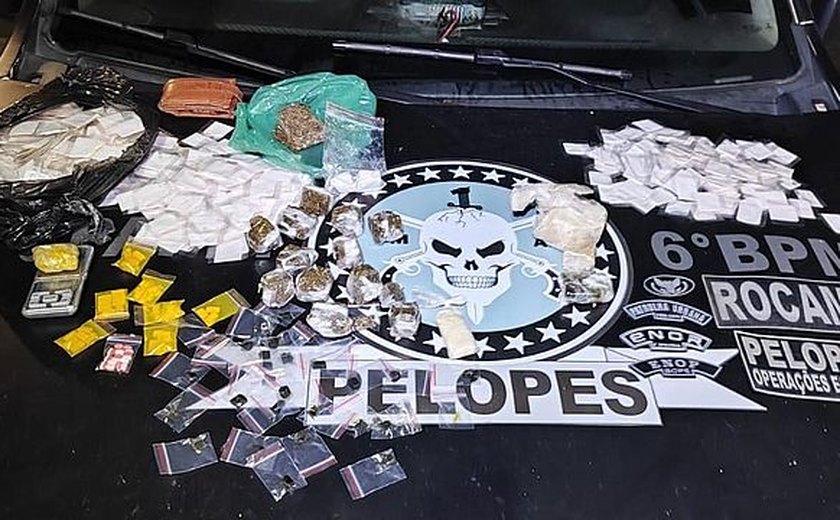 Homem é preso em flagrante após vender drogas em veículo na praia de Japaratinga