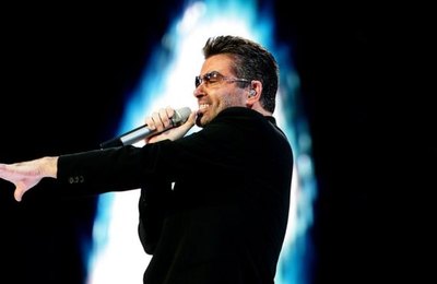 Cantor britânico George Michael morre aos 53 anos
