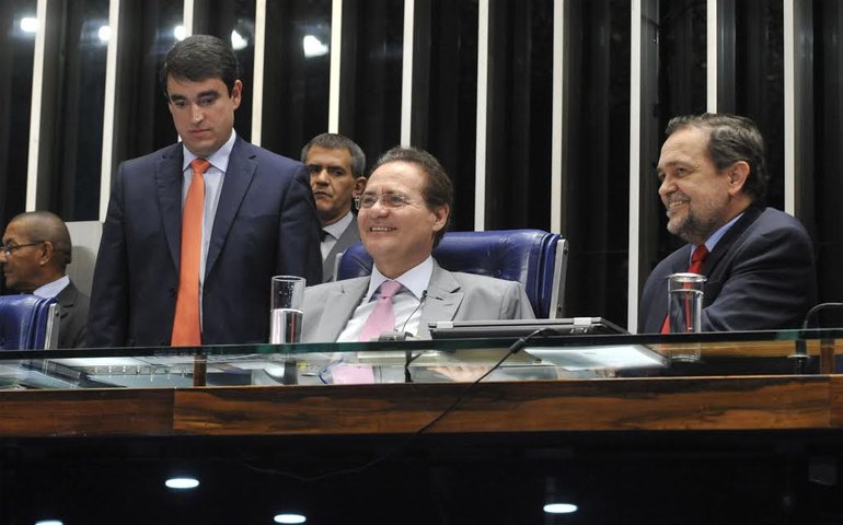 Plenário aprova plano de carreira da Polícia Rodoviária Federal
