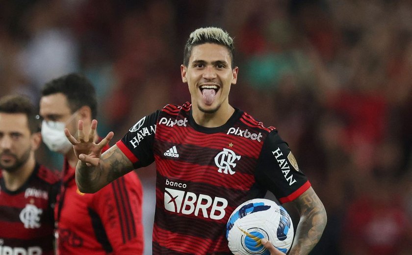 Em noite de 7 a 1, Flamengo bate Tolima e avança na Libertadores