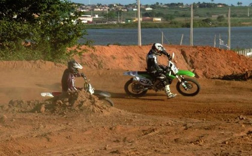 Prefeitura incorpora o motocross no Viva Arapiraca