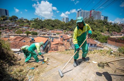 Moradores do Reginaldo e Bom Parto são beneficiados com mutirões de limpeza