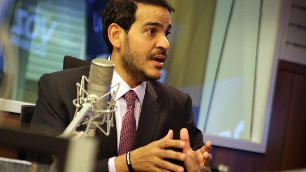 Governo vai reembolsar vítimas de descontos indevidos no INSS com recursos da União, diz ministro da AGU