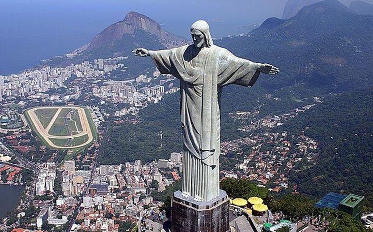 Cristo Redentor terá missa em homenagem às vítimas da covid-19