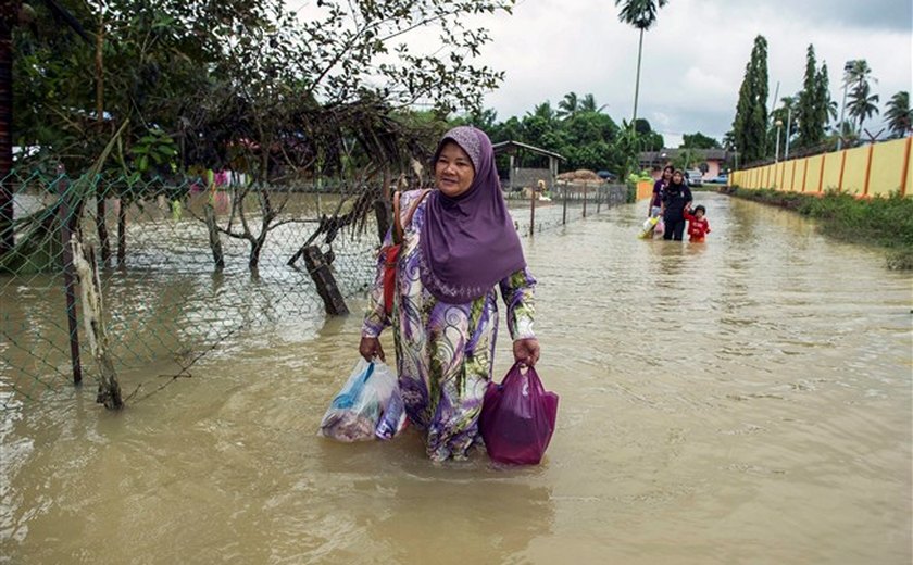 Malásia: 60 mil pessoas ficam desalojadas devido às chuvas