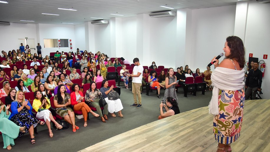 Equidade de gênero e mulheres na gestão pública norteiam evento promovido pela Seplag
