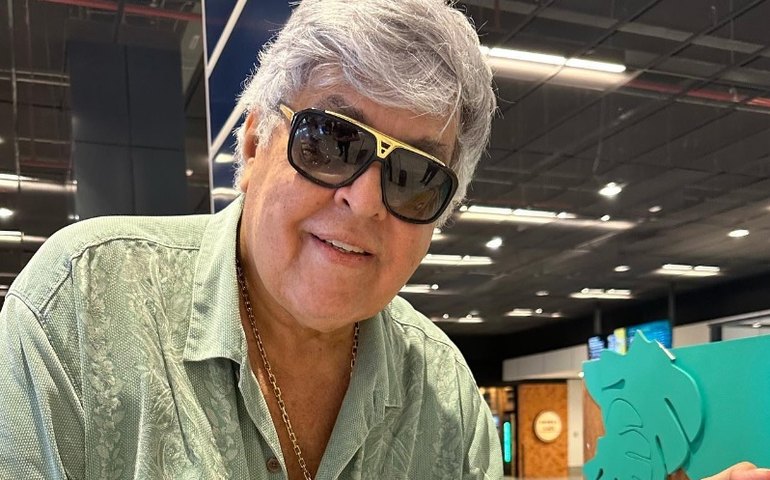 Sidney Magal grava vídeo no hospital e diz que passou mal em show por pressão alta