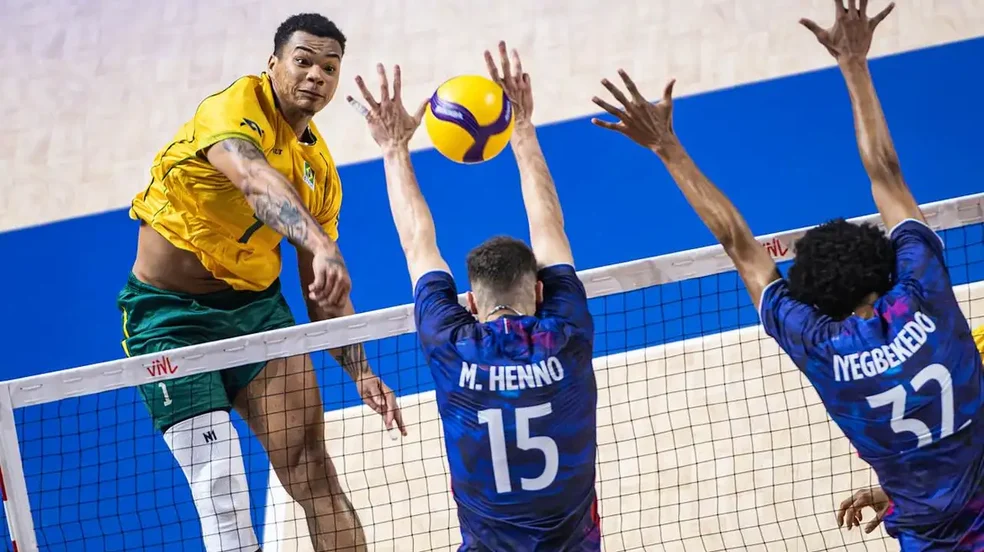 Brasil bate bicampeã olímpica França na Liga das Nações de vôlei
