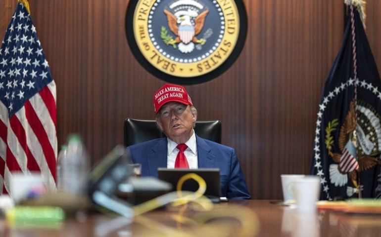 Trump pressiona Fed por cortes de juros e cita surpresa positiva do PIB no 2º trimestre