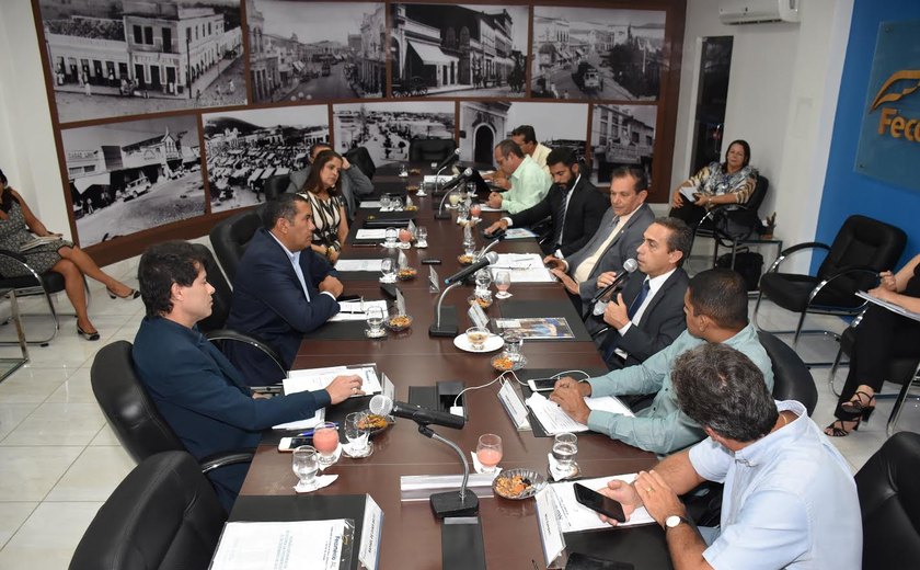 Reunião inicia processo de simplificação do licenciamento sanitário em Alagoas