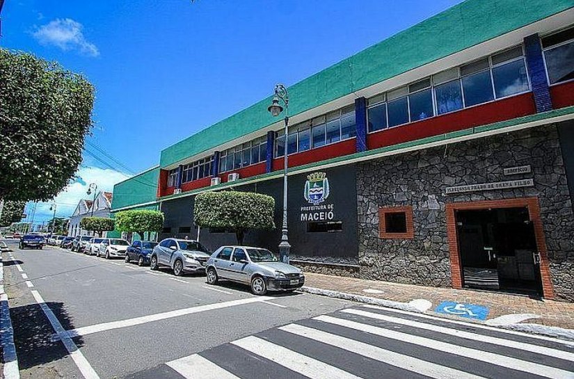 Prefeitura de Maceió antecipa salário de junho para esta quarta-feira