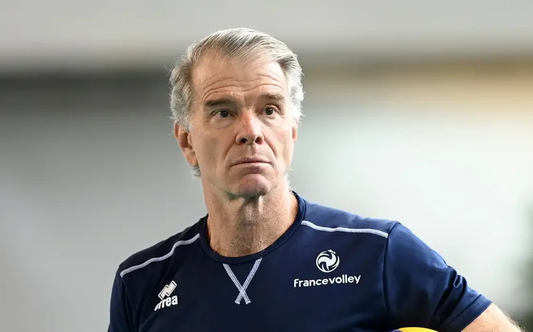 Bernardinho prevê 'semana dura' na Liga das Nações de Vôlei, mas aposta na força do Brasil