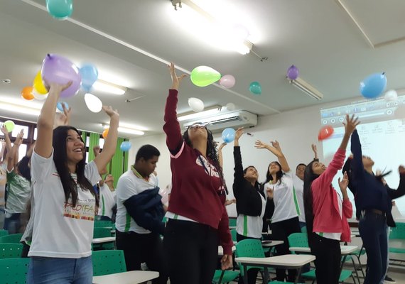 Amor à Vida: campanha do Ifal debate prevenção a abuso, violência e suicídio entre jovens