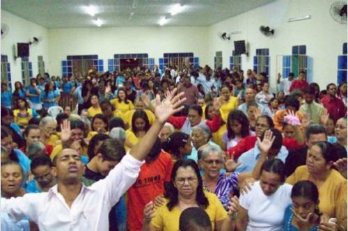 Círculo de Oração faz 34 anos na Cohab com festa