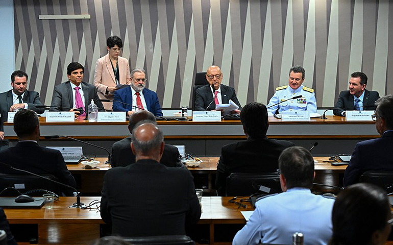 Senado instala Frente Parlamentar da Economia do Mar - Setor Náutico