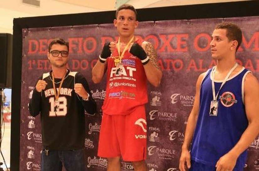 Atleta FAT vence a 1.ª etapa do Campeonato Alagoano de Boxe Olímpico