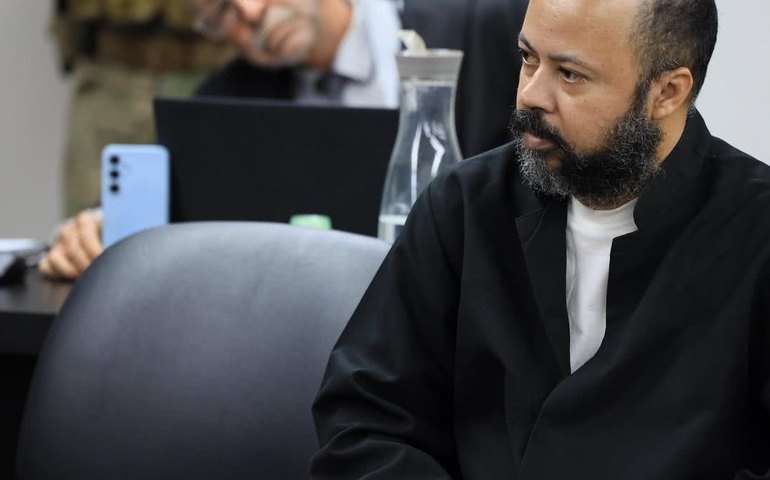 Sobrevivente de serial killer depõe em julgamento e relata sequelas do atentado em Maceió