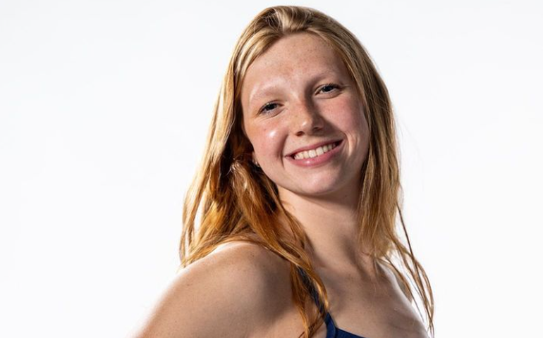 Balduccini bate recorde sul-americana nos 100m medley no encerramento do Troféu José Finkel