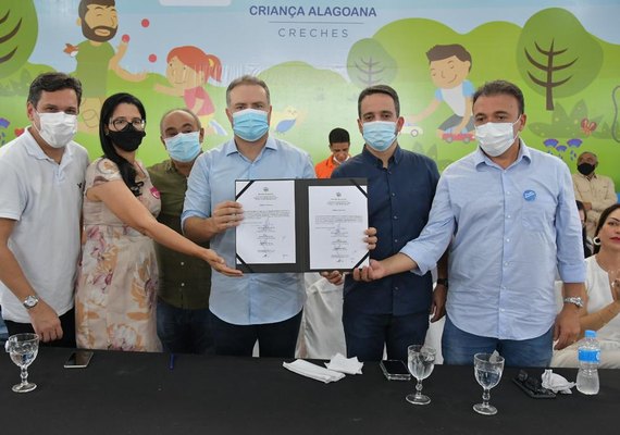 Major vive dia intenso com assinatura de ordens de serviço pelo governo do Estado