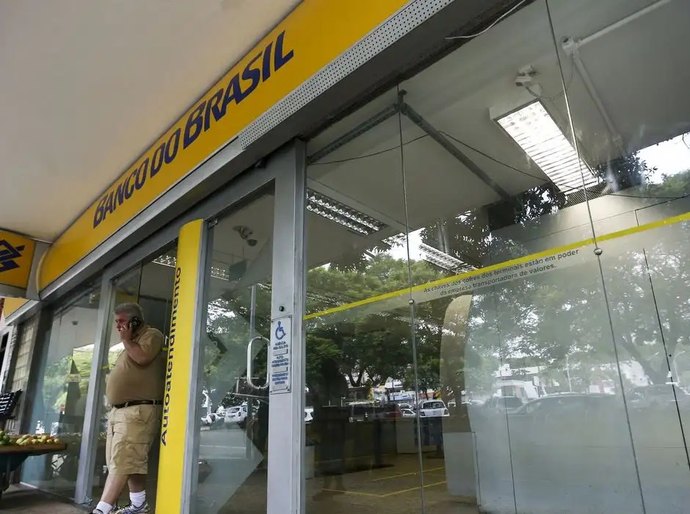 Terminais do BB passam a fornecer comprovantes por WhatsApp