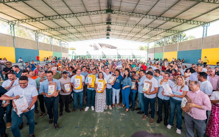 Paulo Dantas lança Planta Alagoas 2025 com meta de distribuir 650 toneladas de sementes