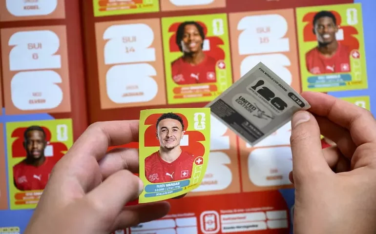 Após convocação do Brasil, Panini atualizará figurinhas da seleção