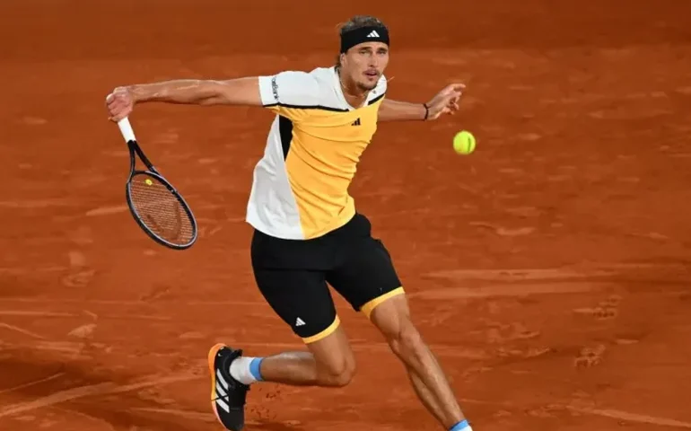 Zverev supera Minaur em sets diretos e reedita semifinal de 2023 contra Casper Ruud