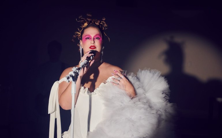 Alice Caymmi é uma das atrações da programação de aniversário do Teatro Deodoro