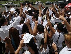 Evangélicos ficam surpresos com a medida
