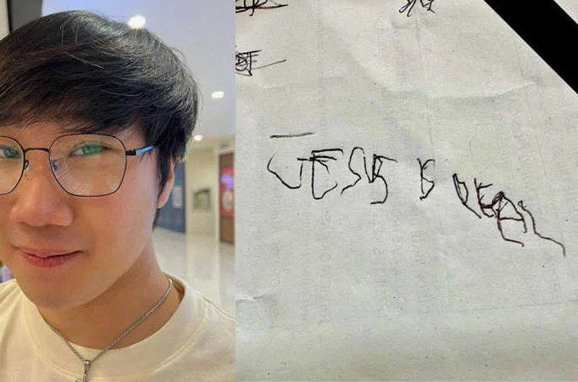 Jovem internado em estado grave escreve 'Jesus é real' antes de morrer e emociona o paí