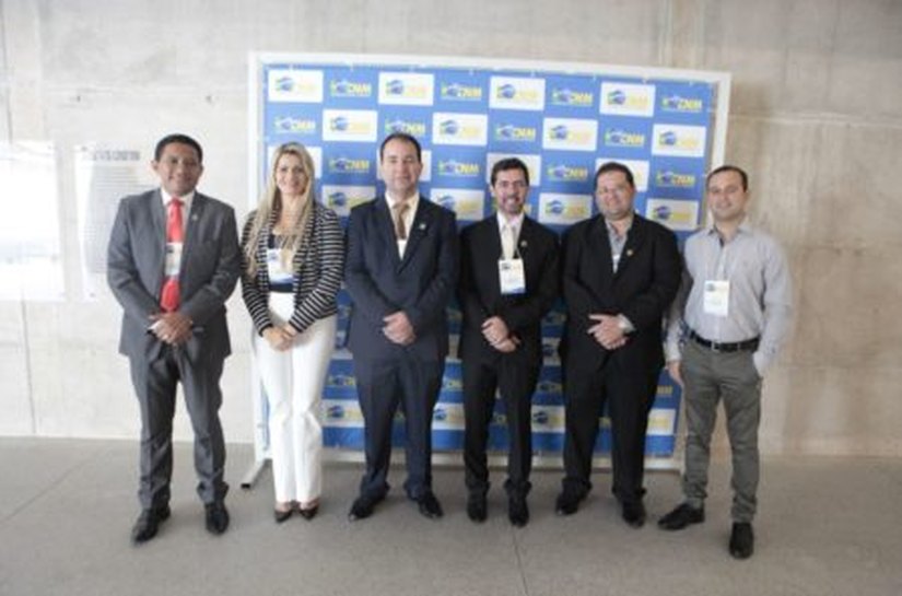 Deputados federais alagoanos declaram apoio a pauta municipalista