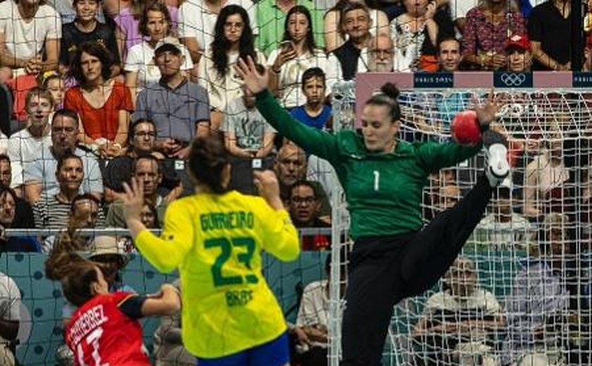 É a Jhennifer Lopes do Brasil! Saiba mais sobre a atleta da nossa seleção de handebol, xará da artista americana