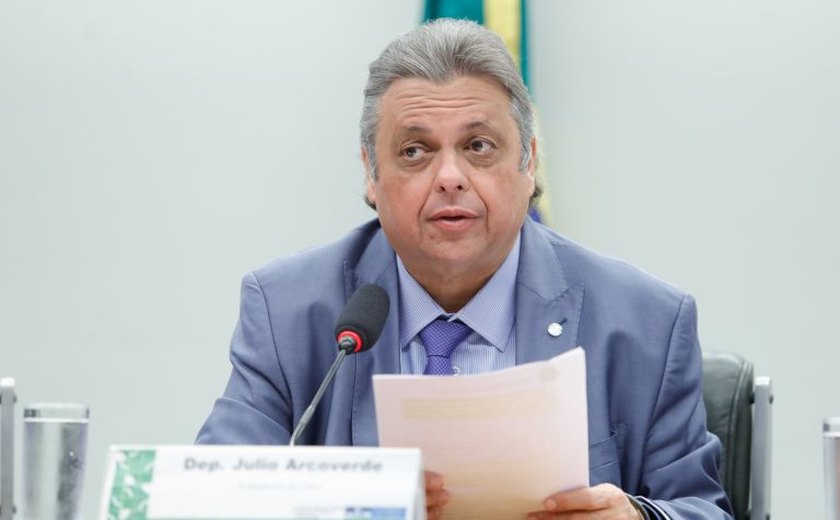 Presidente da Comissão de Orçamento confirma votação na próxima semana e desmente adiamento