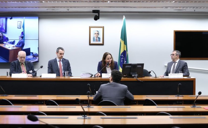 Especialistas divergem sobre viabilidade de indicador para investimentos na educação