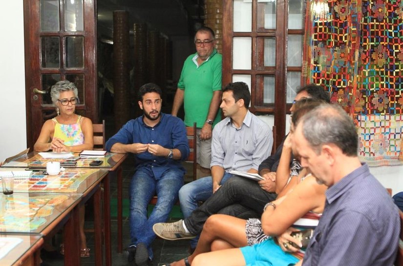 Prefeitura, moradores e empresários discutem projetos para Praia do Francês