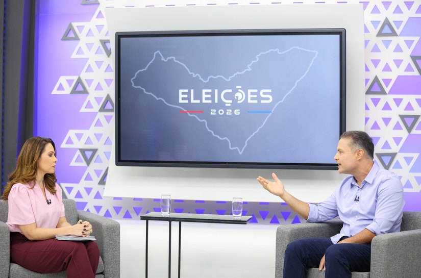 Em sabatina na TV Pajuçara, Renan Filho anuncia Cartão Escola 1000 e programa habitacional com recursos próprios