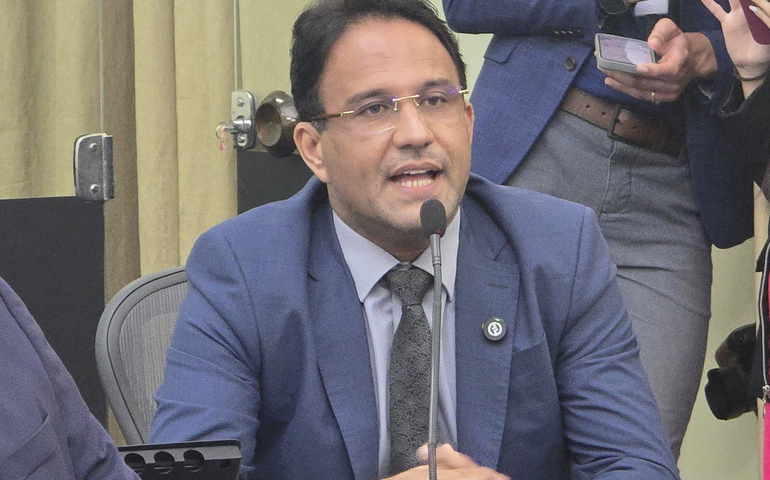 Mesaque Padilha cobra implantação de redutor de velocidade na AL-101 Sul