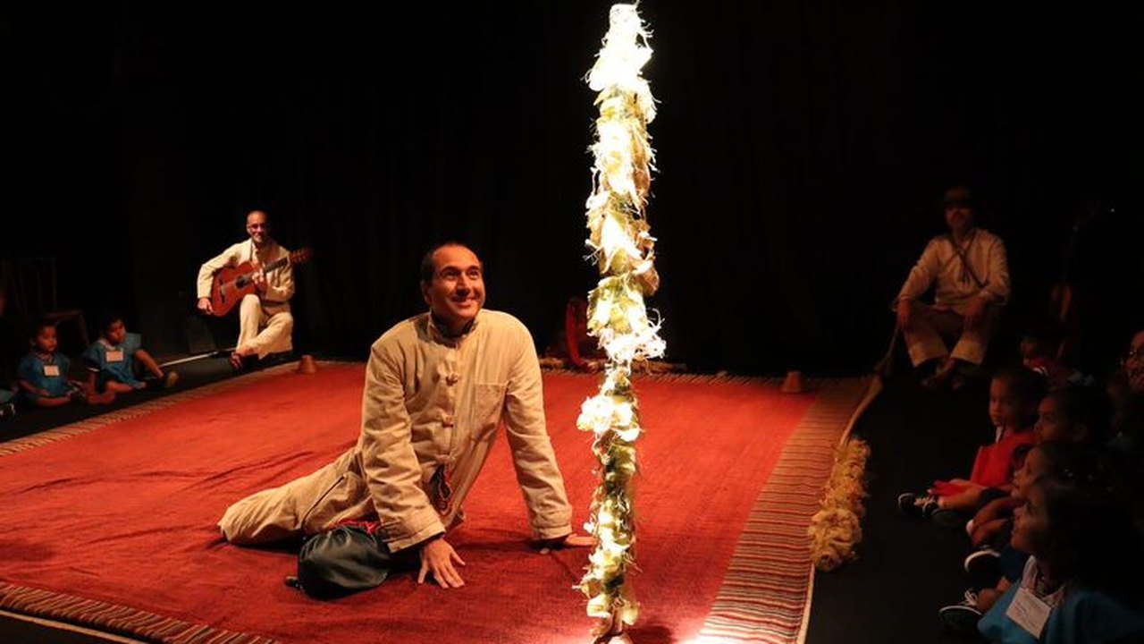 Grupo Sobrevento apresenta espetáculo para bebês no Teatro Jofre Soares