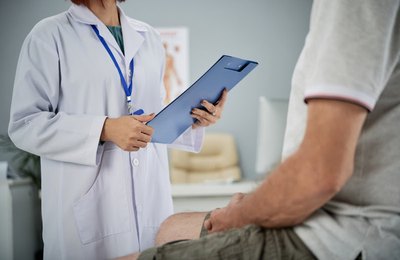 Câncer colorretal: veja quais exames preventivos fazer e a partir de qual idade