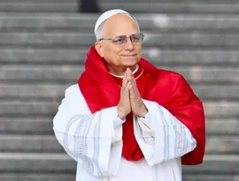 Papa critica 'mundo devastado por tiranos' após ataques de Trump